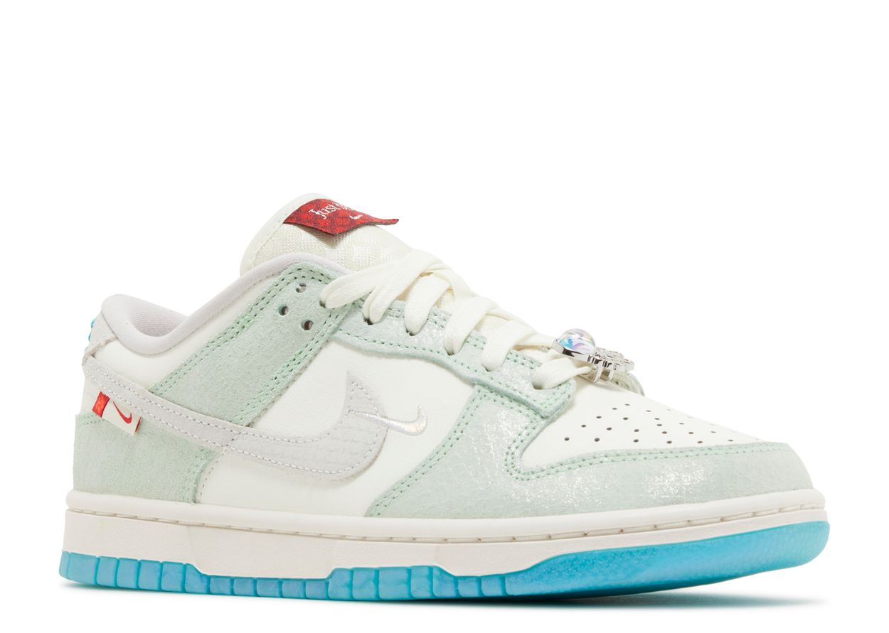 Nike Dunk Low LX Year Of The Dragon (2024)(Womens)