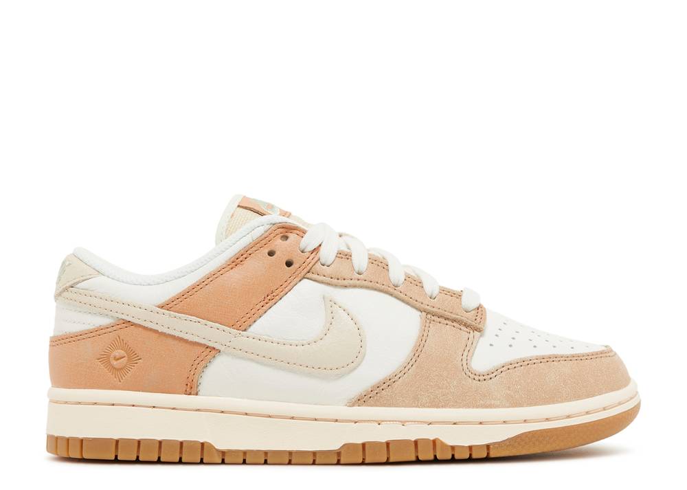 Nike Dunk Low SE Australia (Women's)